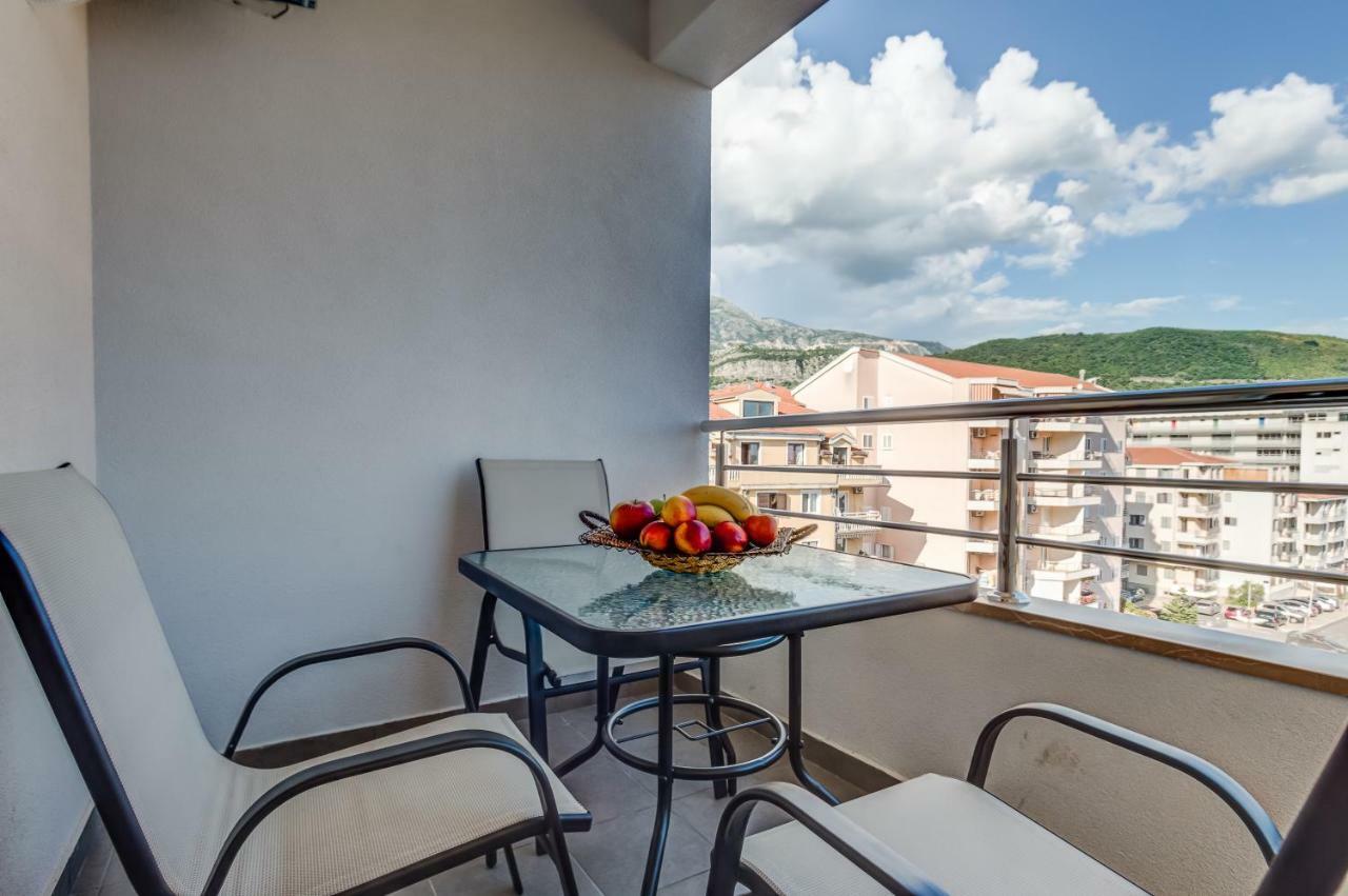 Adriatik Lux Apartments Будва Екстер'єр фото