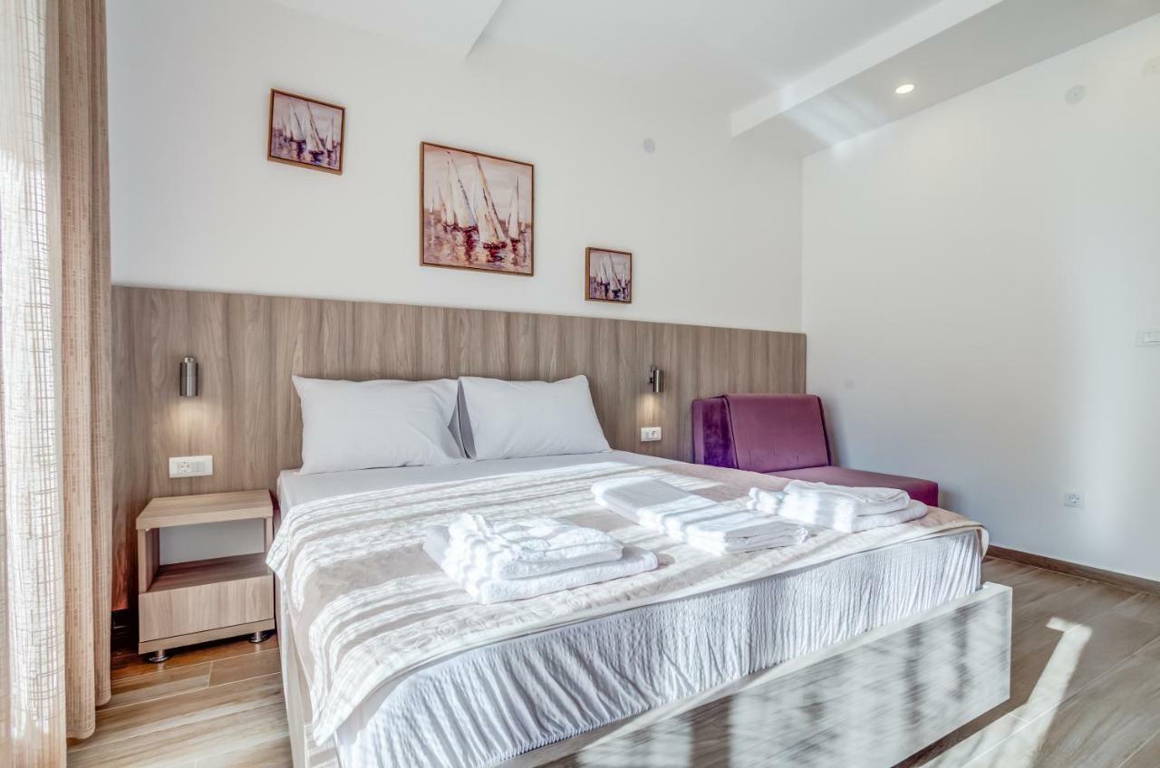 Adriatik Lux Apartments Будва Екстер'єр фото