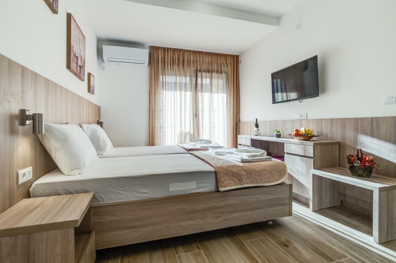 Adriatik Lux Apartments Будва Екстер'єр фото