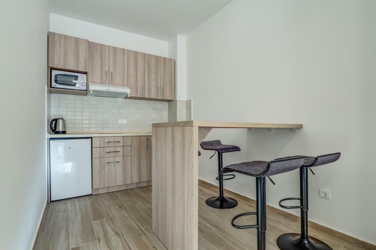 Adriatik Lux Apartments Будва Екстер'єр фото