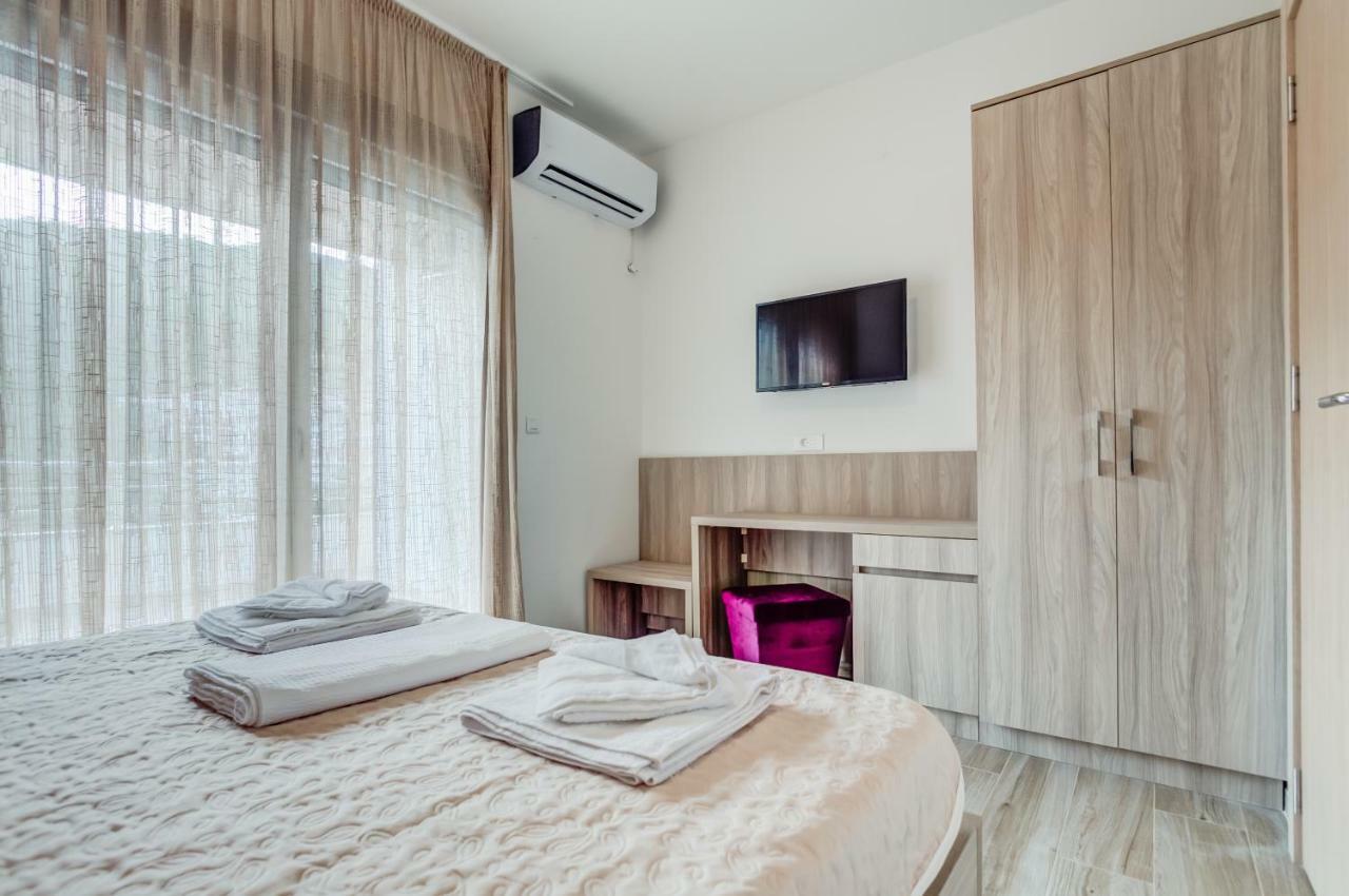 Adriatik Lux Apartments Будва Екстер'єр фото