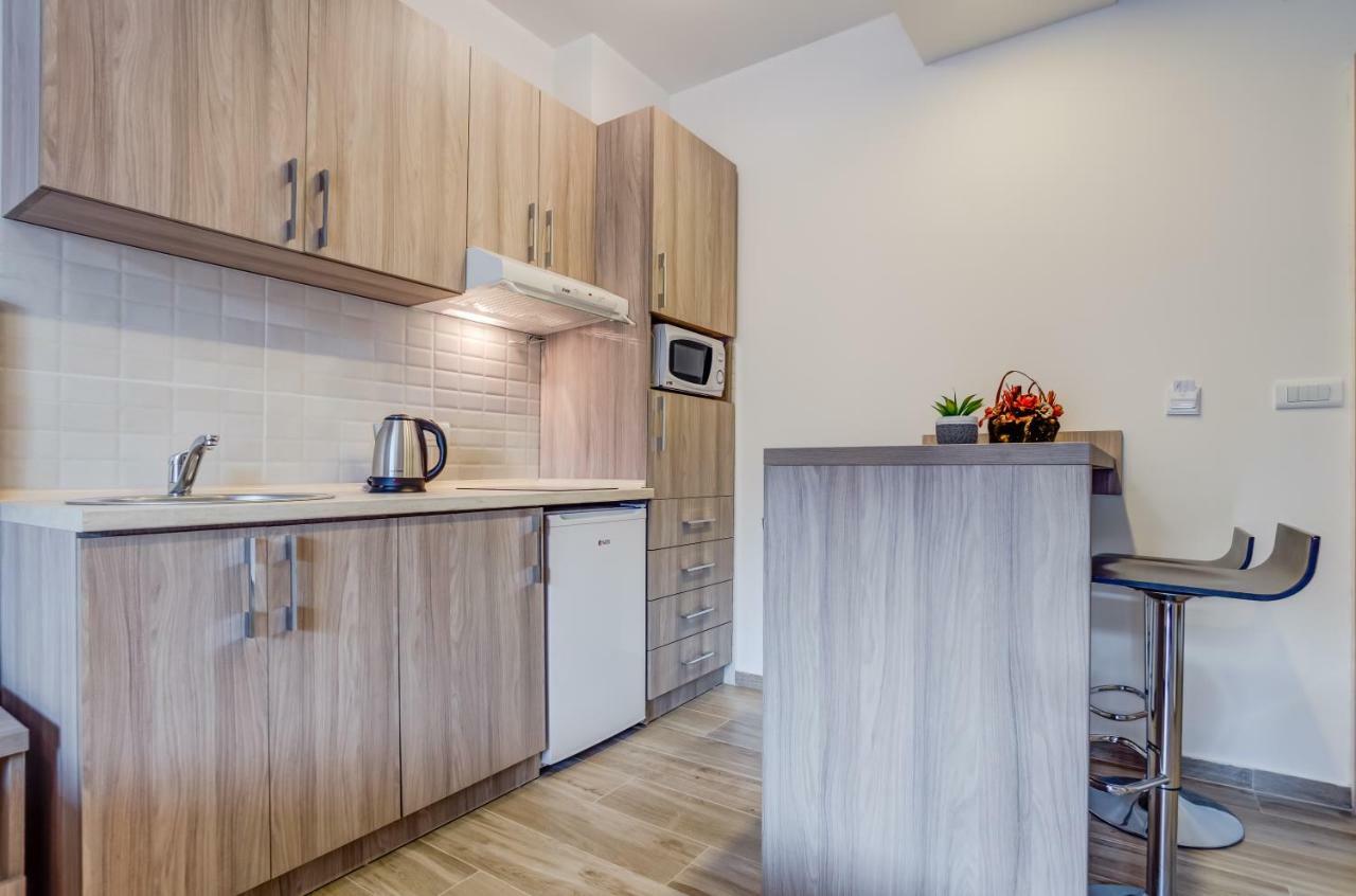 Adriatik Lux Apartments Будва Екстер'єр фото